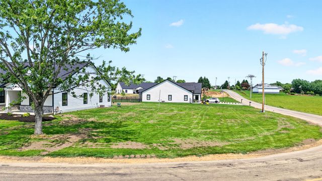 1167 VALLEY CLUB 115, Penn Twp, PA 15642