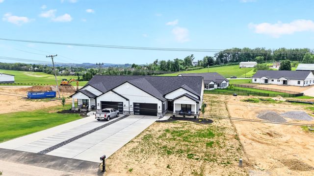 1167 VALLEY CLUB 115, Penn Twp, PA 15642