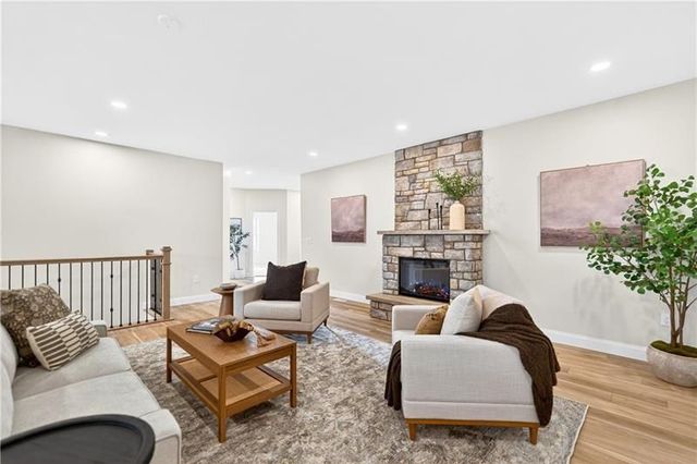 1167 VALLEY CLUB 115, Penn Twp, PA 15642