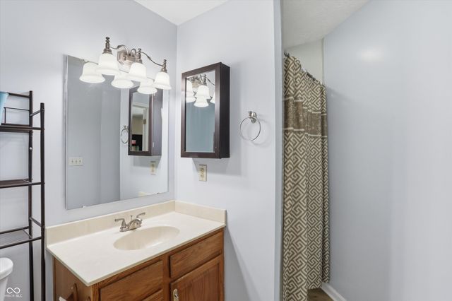 3810 Cherry Blossom Boulevard, Indianapolis, IN 46237