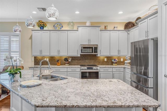 2415 OAKWOOD PRESERVE DRIVE, Wesley Chapel, FL 33543