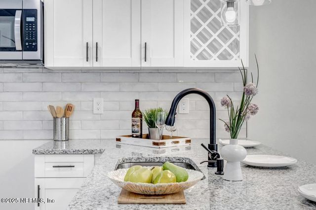 1207 NEVA Street, Jacksonville, FL 32205