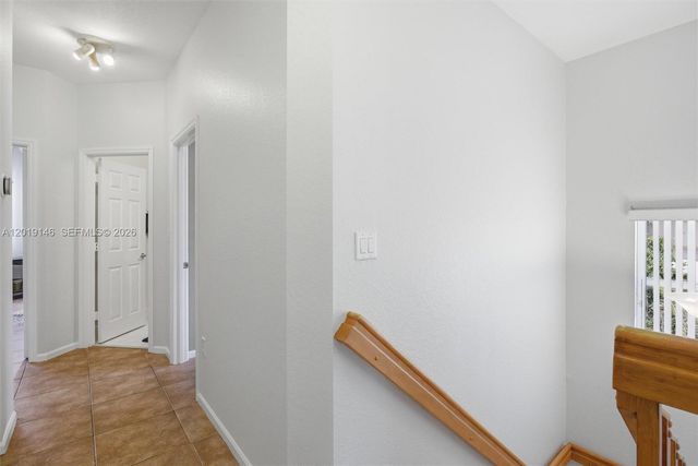 724 NW 170th Ter, Pembroke Pines, FL 33028