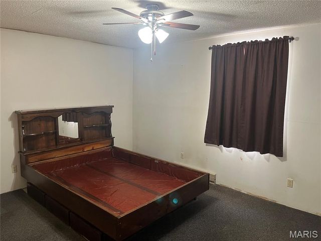 4412 N Virginia Mines Road, St Clair, MO 63077