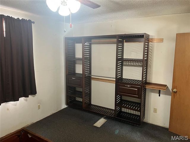 4412 N Virginia Mines Road, St Clair, MO 63077