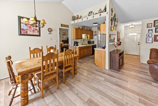 203 W Lee Avenue, Whitney, TX 76692