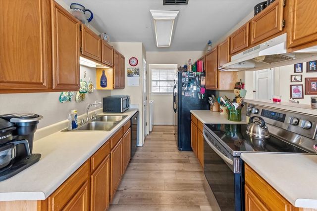 203 W Lee Avenue, Whitney, TX 76692