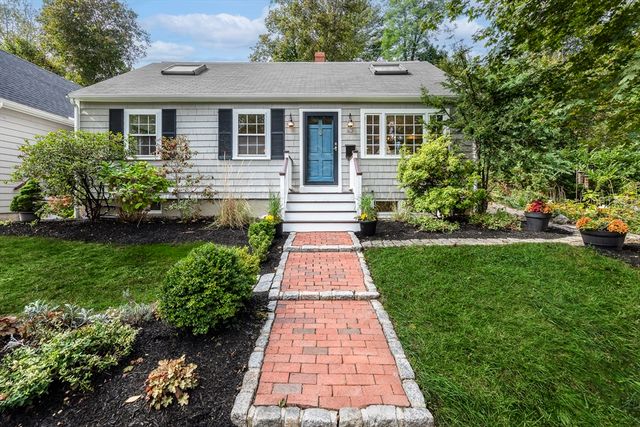 20 Cheever Ave, Marblehead, MA 01945