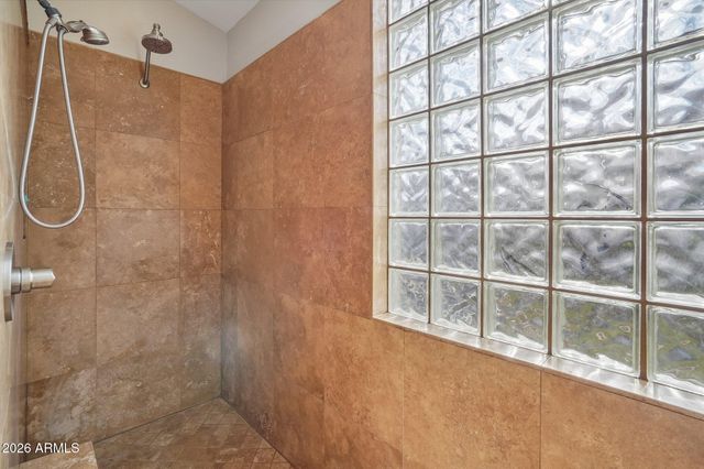 6980 W QUAIL Avenue, Glendale, AZ 85308