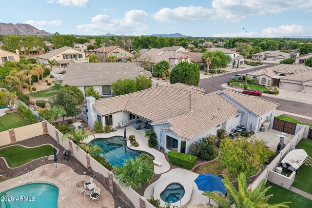 6980 W QUAIL Avenue, Glendale, AZ 85308