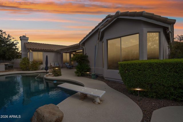 6980 W QUAIL Avenue, Glendale, AZ 85308