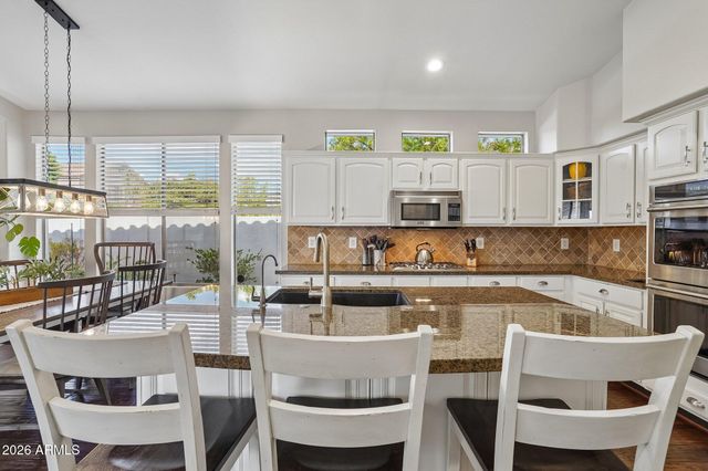 6980 W QUAIL Avenue, Glendale, AZ 85308