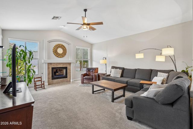 6980 W QUAIL Avenue, Glendale, AZ 85308