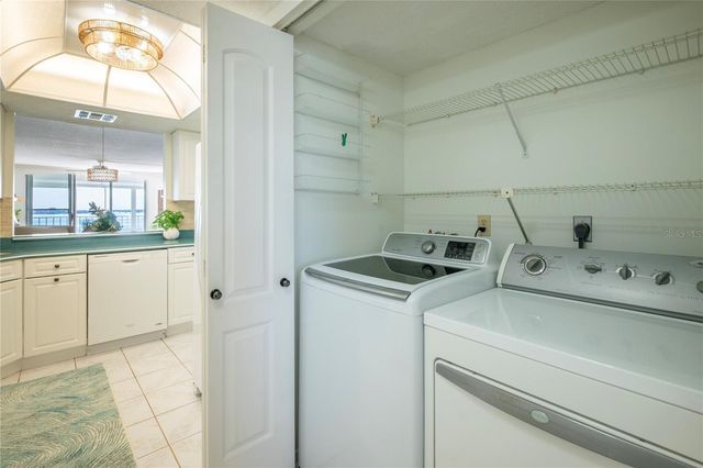 6060 SHORE BOULEVARD S 906, Gulfport, FL 33707