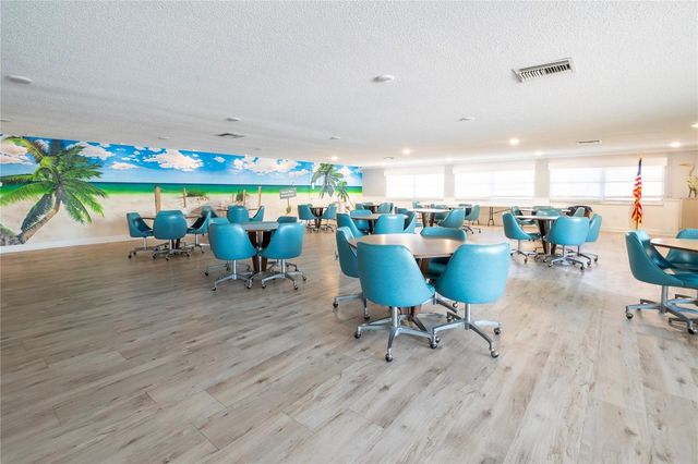 6060 SHORE BOULEVARD S 906, Gulfport, FL 33707