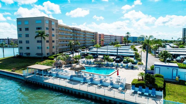 6060 SHORE BOULEVARD S 906, Gulfport, FL 33707