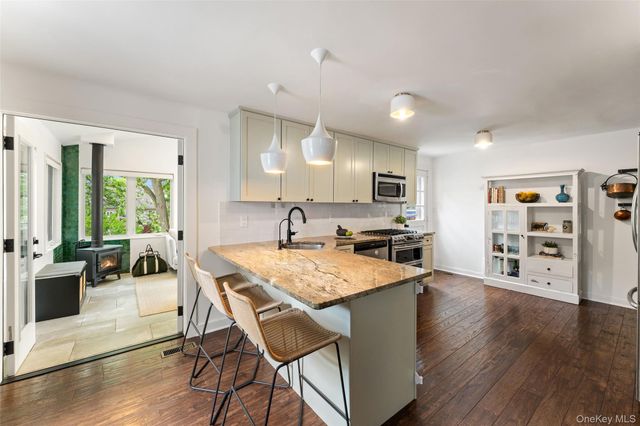 30 S Ferris Street, Irvington, NY 10533