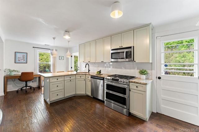 30 S Ferris Street, Irvington, NY 10533