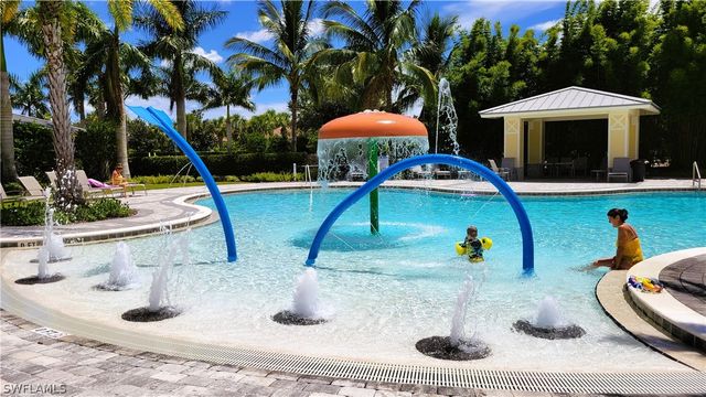 1750 Alameda DR, Naples, FL 34120