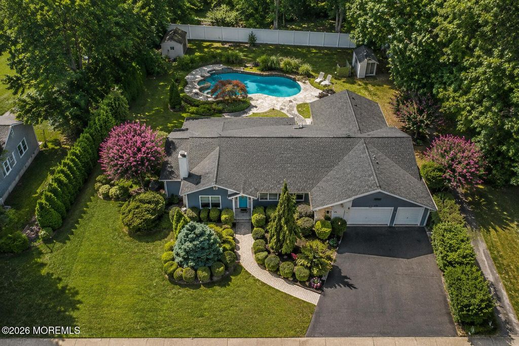 19 Killington Drive, Howell, NJ 07731
