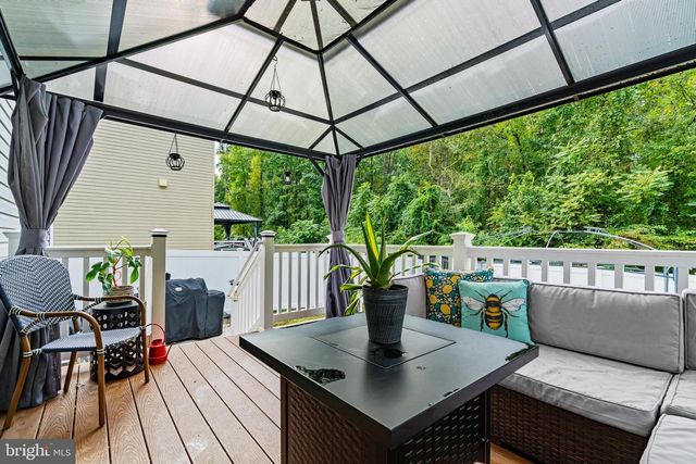 927 WINDFLOWER LN, Severn, MD 21144