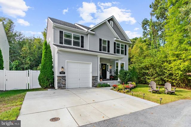 927 WINDFLOWER LN, Severn, MD 21144