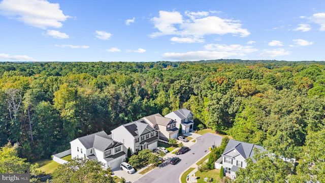 927 WINDFLOWER LN, Severn, MD 21144
