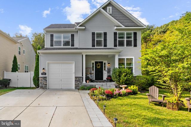 927 WINDFLOWER LN, Severn, MD 21144