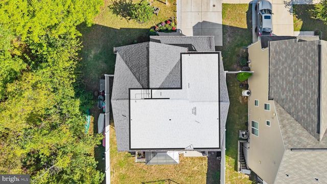 927 WINDFLOWER LN, Severn, MD 21144