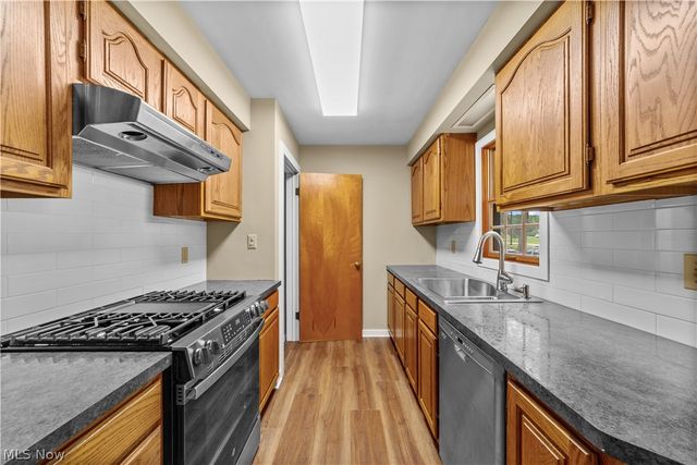 3413 Akins Road, North Royalton, OH 44133