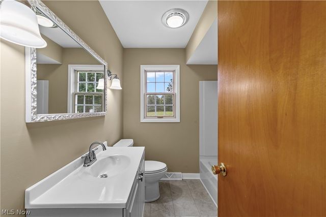 3413 Akins Road, North Royalton, OH 44133