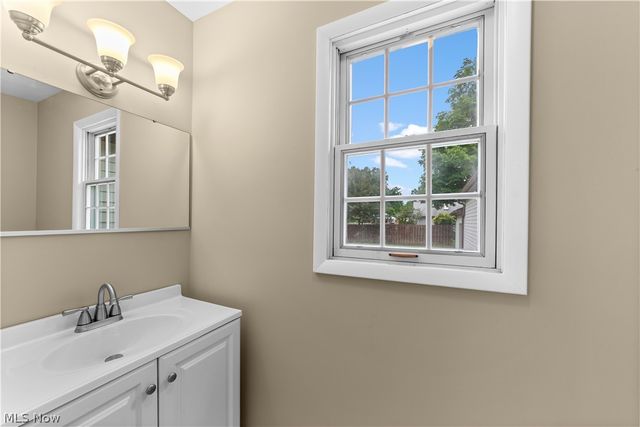 3413 Akins Road, North Royalton, OH 44133