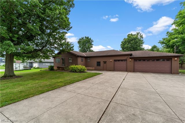3413 Akins Road, North Royalton, OH 44133