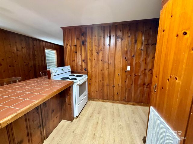 14164 Riverside Drive, Foley, AL 36535