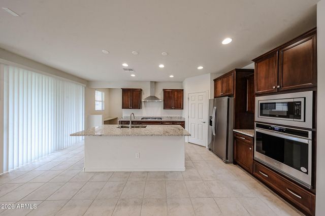 9009 W SAN MIGUEL Avenue, Glendale, AZ 85305