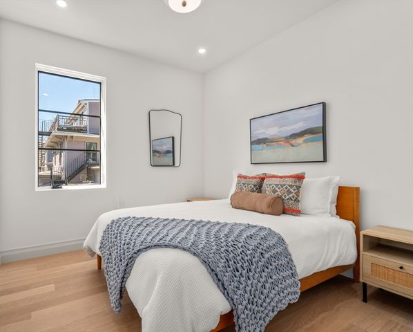 18 Clinton Street A, Cambridge, MA 02139