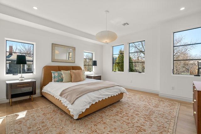 18 Clinton Street A, Cambridge, MA 02139