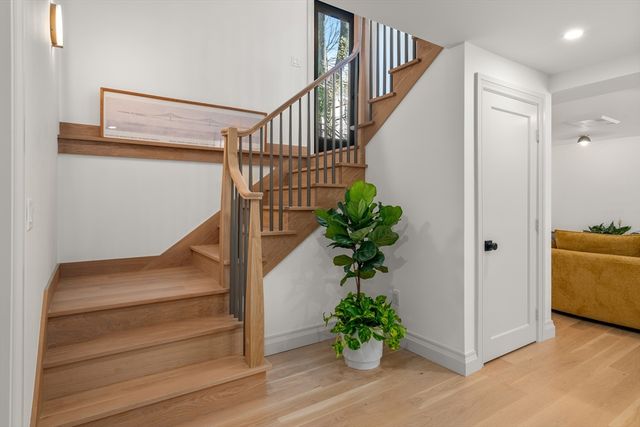 18 Clinton Street A, Cambridge, MA 02139