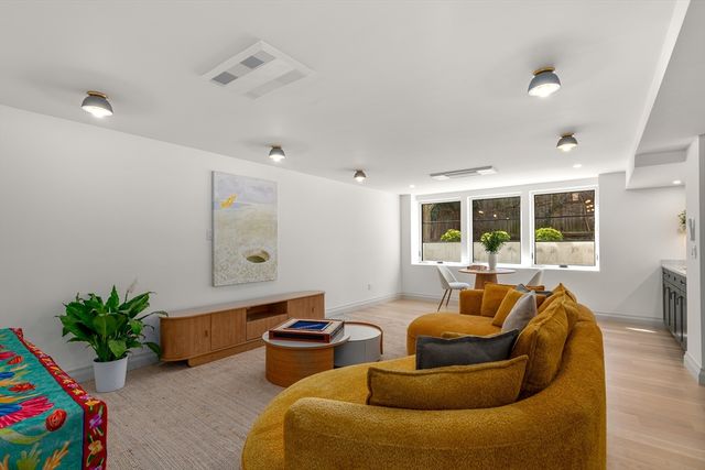 18 Clinton Street A, Cambridge, MA 02139