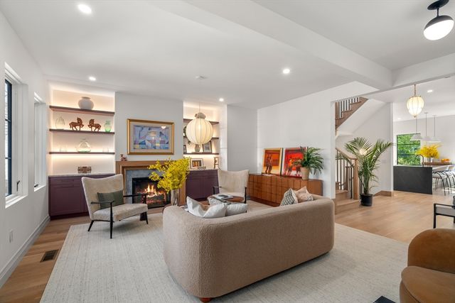 18 Clinton Street A, Cambridge, MA 02139