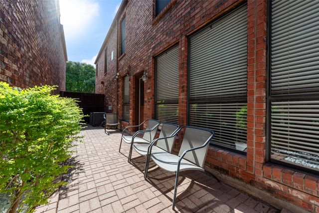 17060 Upper Bay Road, Addison, TX 75001
