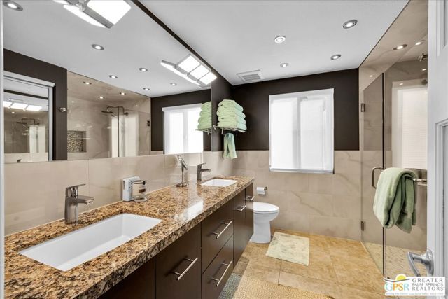 2355 S Gene Autry Trail D, Palm Springs, CA 92264