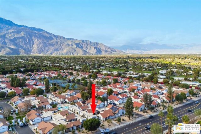 2355 S Gene Autry Trail D, Palm Springs, CA 92264