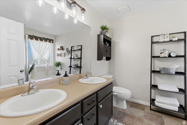 6240 W TOWNLEY ST, West Jordan, UT 84084