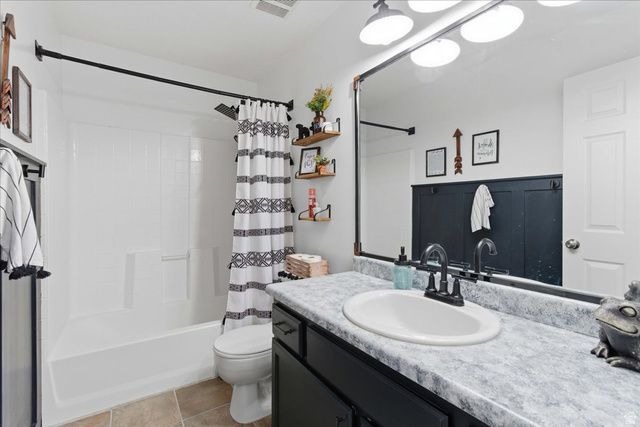 6240 W TOWNLEY ST, West Jordan, UT 84084