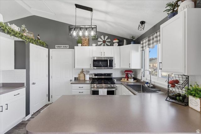 6240 W TOWNLEY ST, West Jordan, UT 84084