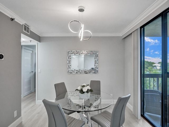 955 Egret Circle 405, Delray Beach, FL 33444