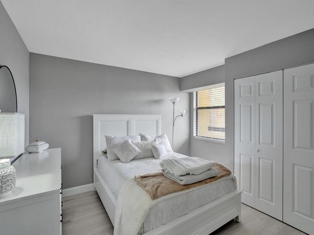 955 Egret Circle 405, Delray Beach, FL 33444