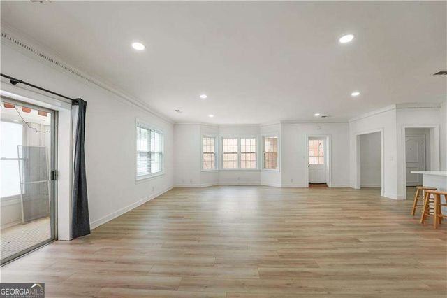 3649 Peachtree Road NE 305, Atlanta, GA 30319