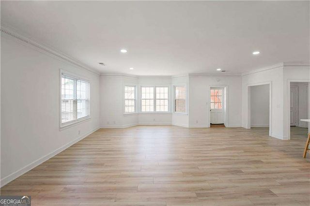 3649 Peachtree Road NE 305, Atlanta, GA 30319